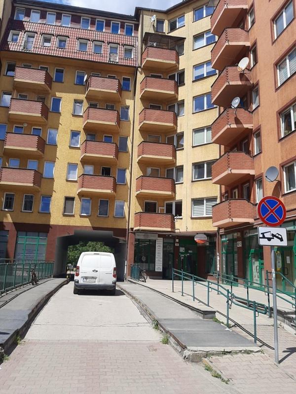 Kawalerka Stefana Zeromskiego 62 Wroclaw Luaran gambar