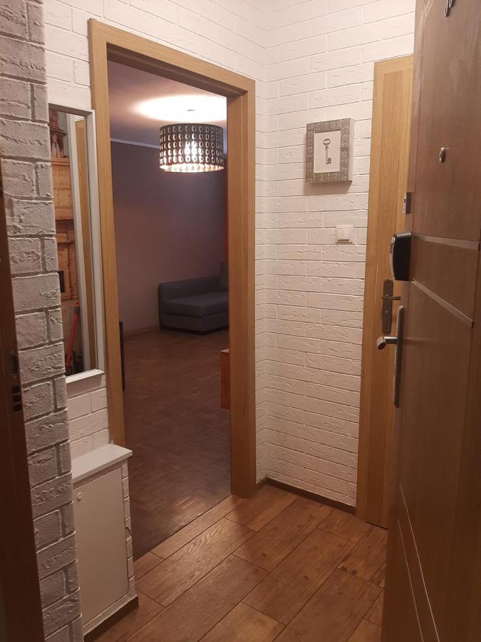 Kawalerka Stefana Zeromskiego 62 Wroclaw Luaran gambar